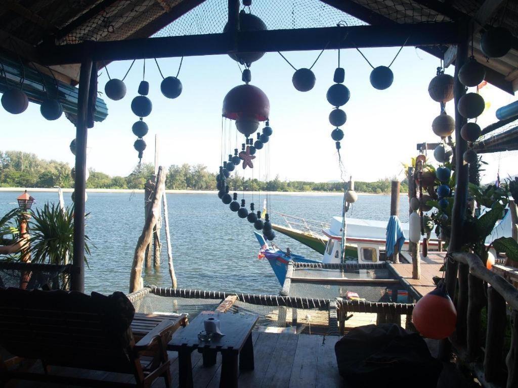 Peacock Hostel Ko Lanta Εξωτερικό φωτογραφία