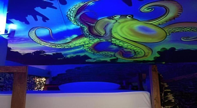 Peacock Hostel Ko Lanta Εξωτερικό φωτογραφία