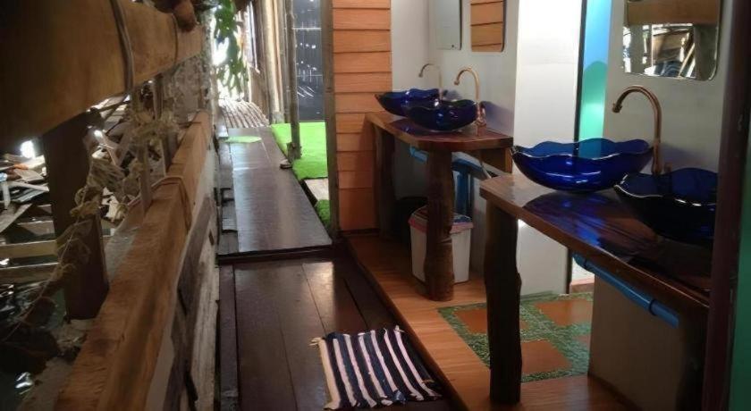 Peacock Hostel Ko Lanta Εξωτερικό φωτογραφία