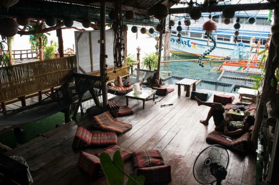 Peacock Hostel Ko Lanta Εξωτερικό φωτογραφία